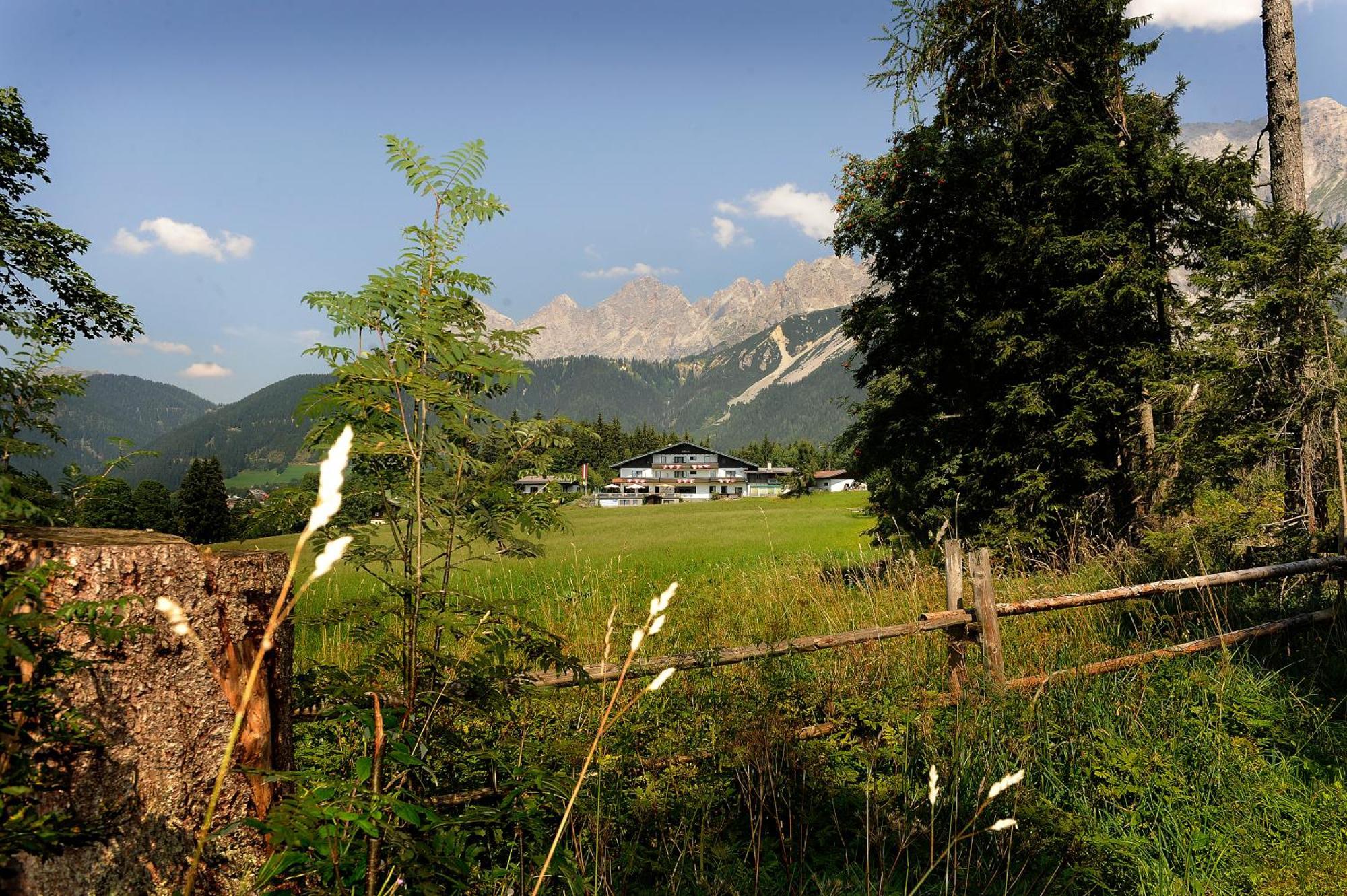 Kraftplatz Am Dachstein - Herold - Fuer Ruhesuchende Und Sportlich Aktive Ramsau am Dachstein Exteriör bild