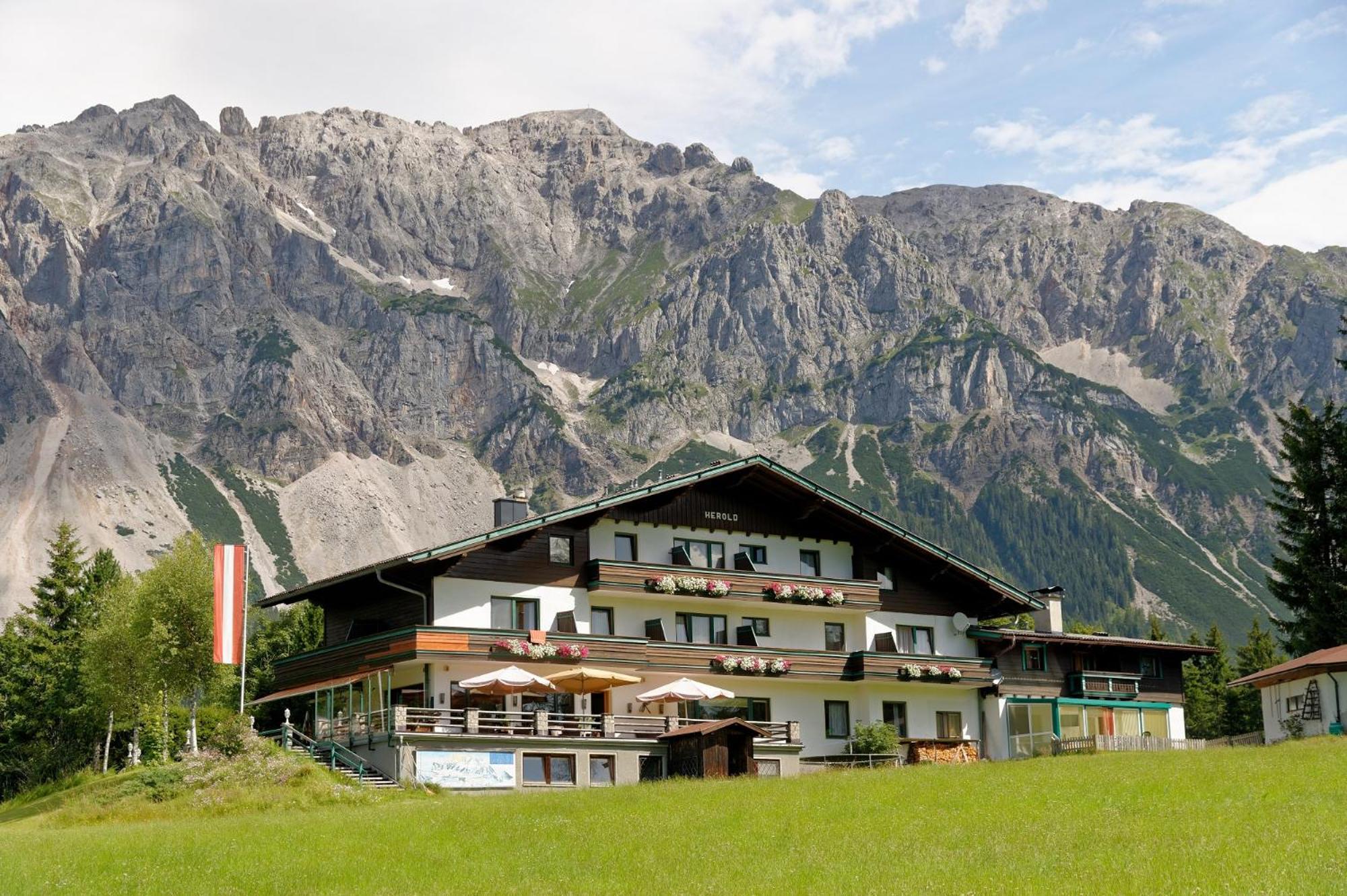 Kraftplatz Am Dachstein - Herold - Fuer Ruhesuchende Und Sportlich Aktive Ramsau am Dachstein Exteriör bild
